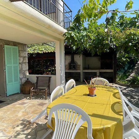 Bas De Villa Avec Acces Piscine Pres De Nice Cannes Monaco 카로스 외부 사진