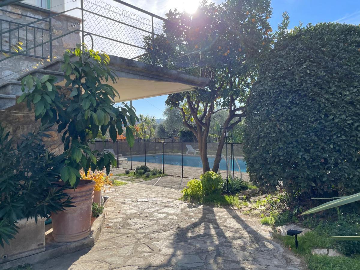 Bas De Villa Avec Acces Piscine Pres De Nice Cannes Monaco 카로스 외부 사진