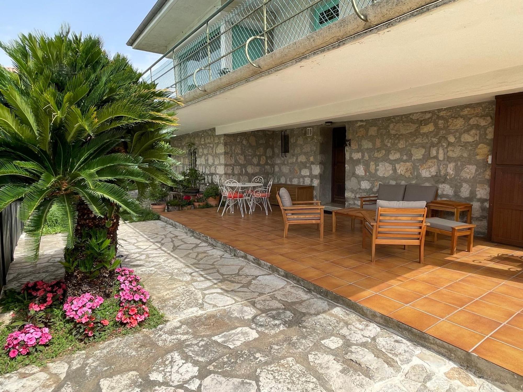 Bas De Villa Avec Acces Piscine Pres De Nice Cannes Monaco 카로스 외부 사진